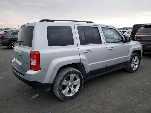 1C4NJPFAXED586072 - 2014 JEEP PATRIOT LATITUDE SILVER photo 3