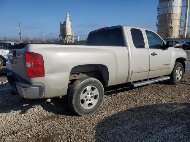 1GCEC19088Z187646 - 2008 CHEVROLET SILVERADO C1500 SILVER photo 3