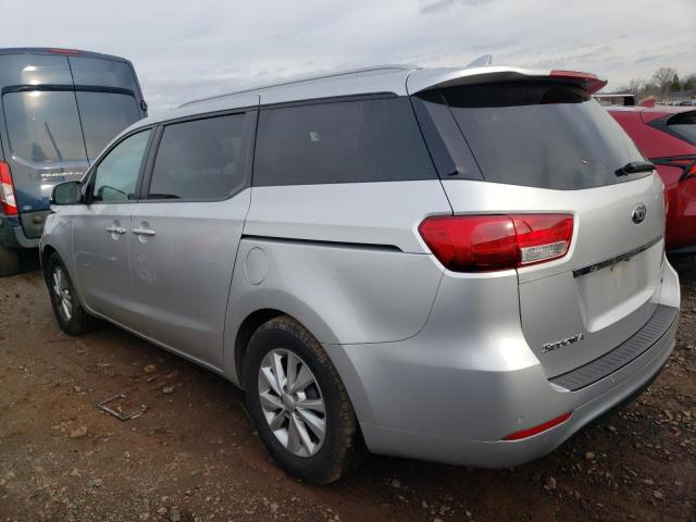 KNDMB5C17H6309485 - 2017 KIA SEDONA LX SILVER photo 2