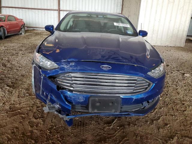 3FA6P0HD1JR260041 - 2018 FORD FUSION SE BLUE photo 5