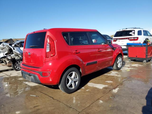 KNDJT2A56D7588422 - 2013 KIA SOUL RED photo 3