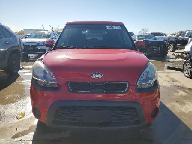 KNDJT2A56D7588422 - 2013 KIA SOUL RED photo 5