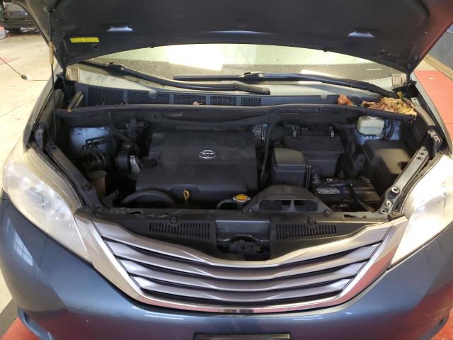 5TDYK3DC6FS576989 - 2015 TOYOTA SIENNA XLE BLUE photo 12