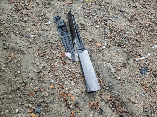 5TDKKRFH5GS504930 - 2016 TOYOTA HIGHLANDER XLE GRAY photo 12