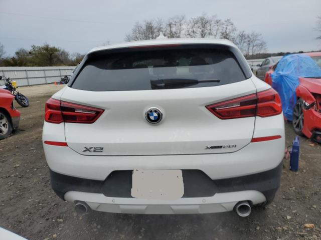 WBXYJ1C08L5P85539 - 2020 BMW X2 XDRIVE28I WHITE photo 6