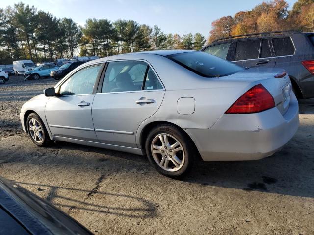 1HGCM567X7A163179 - 2007 HONDA ACCORD EX SILVER photo 2