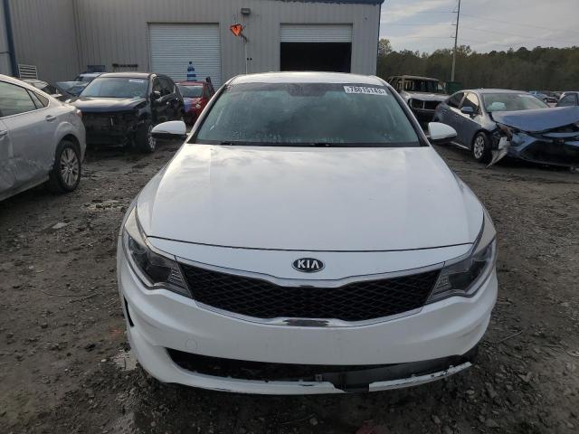 KNAGT4L37G5077364 - 2016 KIA OPTIMA LX WHITE photo 5