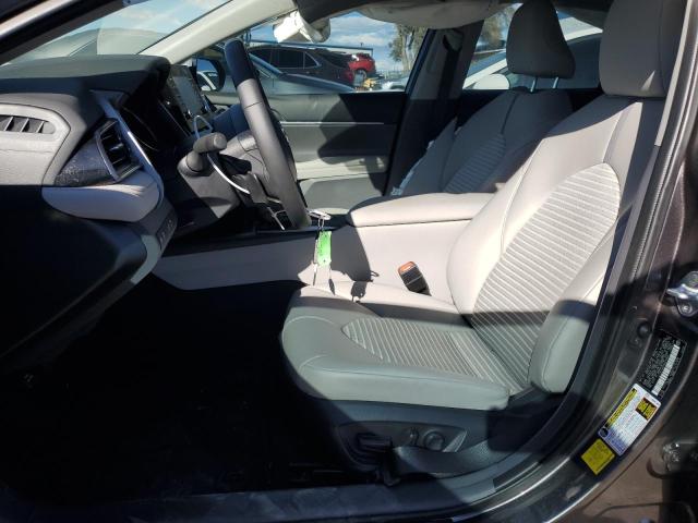 4T1G11AK7RU216026 - 2024 TOYOTA CAMRY SE NIGHT SHADE SILVER photo 7