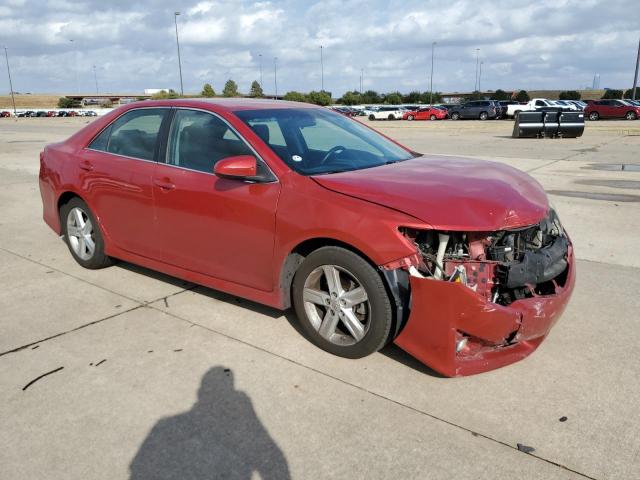 4T1BF1FK0DU686878 - 2013 TOYOTA CAMRY L RED photo 4