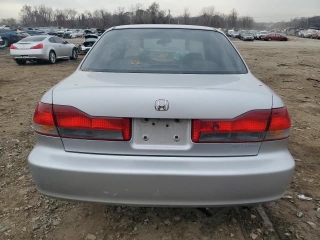 1HGCG665X2A020740 - 2002 HONDA ACCORD LX GRAY photo 6