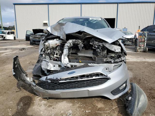 1FADP3M24HL225533 - 2017 FORD FOCUS SEL SILVER photo 5