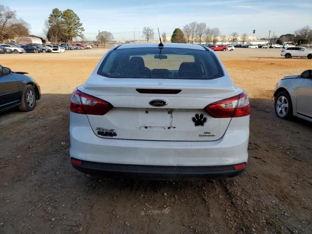 1FAHP3F27CL472794 - 2012 FORD FOCUS SE WHITE photo 6