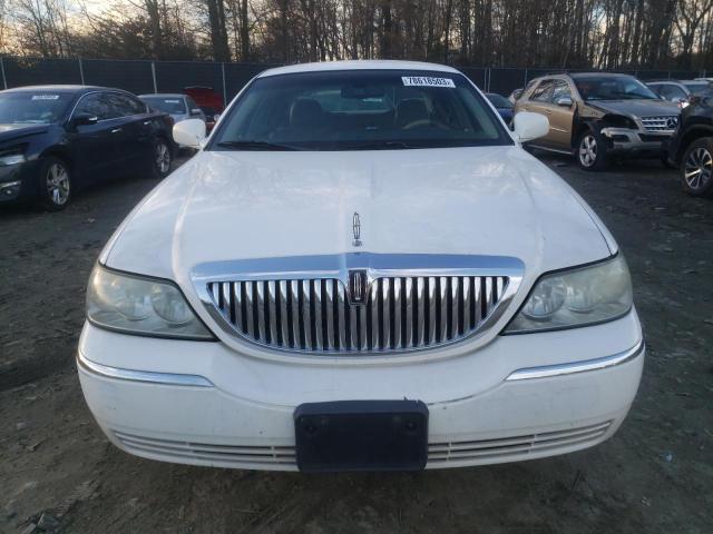 1LNHM81V66Y627680 - 2006 LINCOLN TOWN CAR SIGNATURE WHITE photo 5