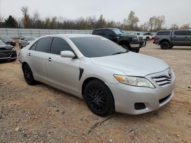 4T1BF3EK8BU702321 - 2011 TOYOTA CAMRY BASE SILVER photo 4