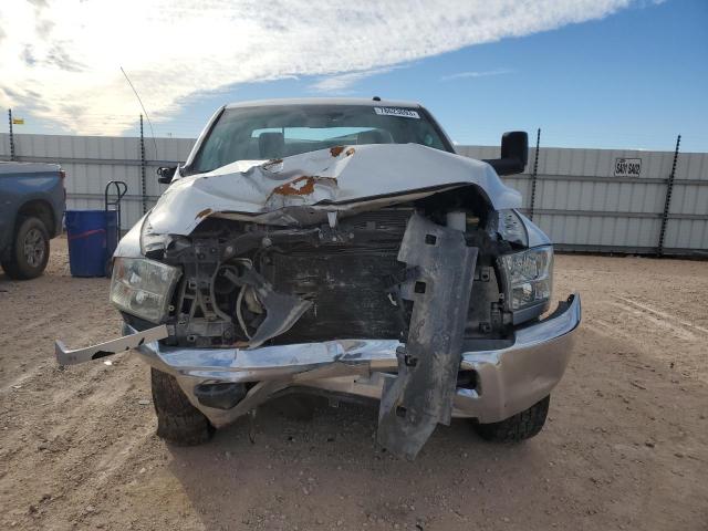 3C63R3CL7JG344746 - 2018 RAM 3500 ST SILVER photo 5