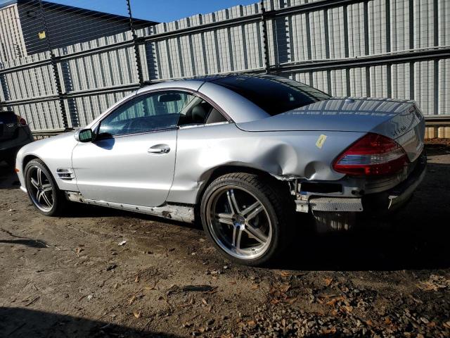 WDBSK77F67F119599 - 2007 MERCEDES-BENZ SL 600 SILVER photo 2