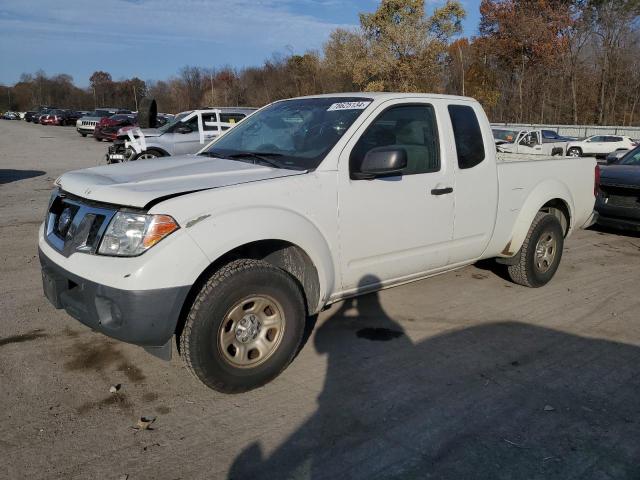 2015 NISSAN FRONTIER S, 