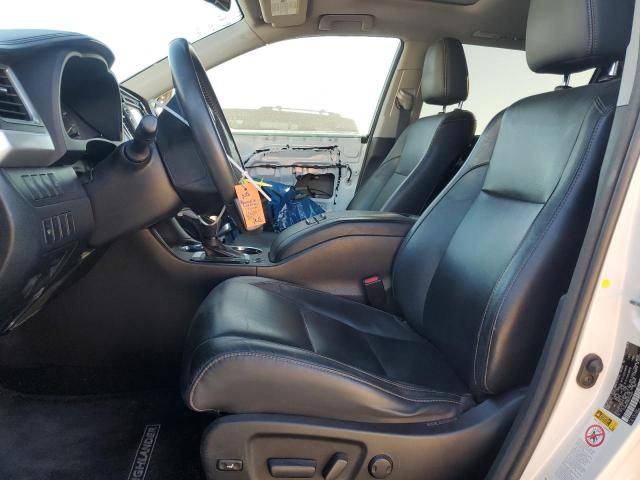 5TDKKRFH6GS144874 - 2016 TOYOTA HIGHLANDER XLE WHITE photo 7