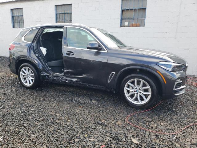 5UXCR6C09LLL65618 - 2020 BMW X5 XDRIVE40I CHARCOAL photo 4