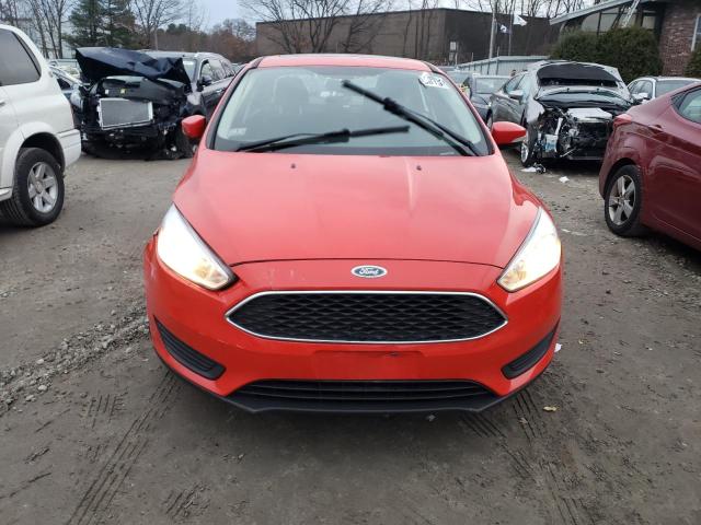 1FADP3F28GL217723 - 2016 FORD FOCUS SE RED photo 5