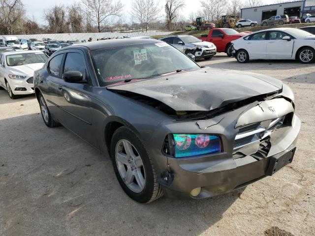 2B3KA33G08H275344 - 2008 DODGE CHARGER SXT BROWN photo 4