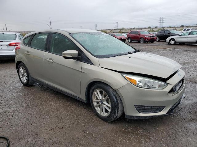 1FADP3K27FL274824 - 2015 FORD FOCUS SE BEIGE photo 4