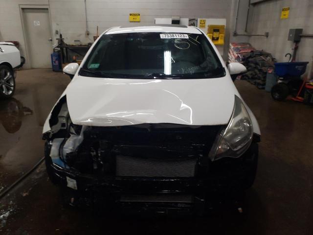 KNADN4A35E6392638 - 2014 KIA RIO EX WHITE photo 5