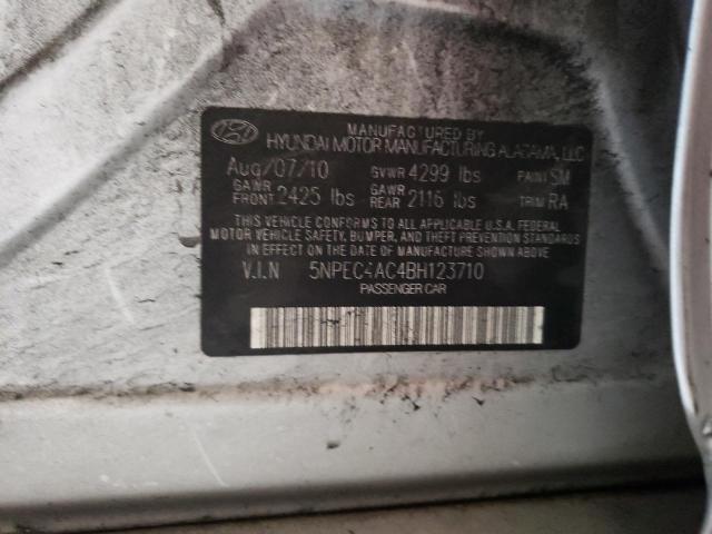 5NPEC4AC4BH123710 - 2011 HYUNDAI SONATA SE GRAY photo 12