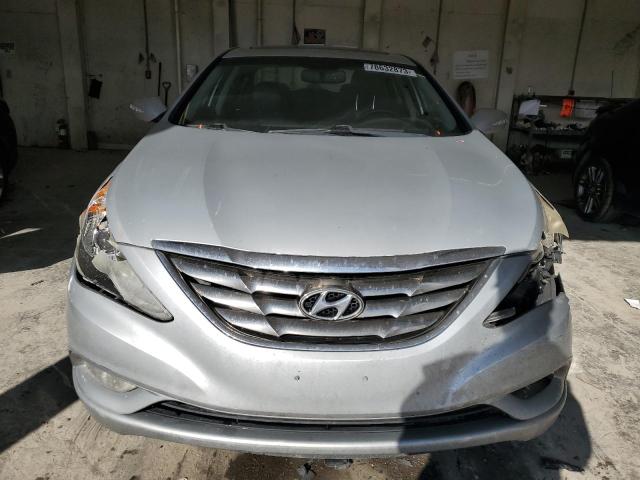 5NPEC4AC4BH123710 - 2011 HYUNDAI SONATA SE GRAY photo 5