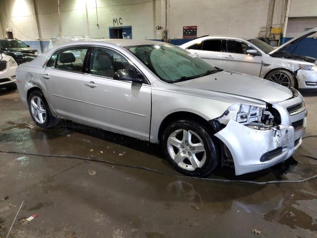 1G1ZB5EB7AF272299 - 2010 CHEVROLET MALIBU LS SILVER photo 4