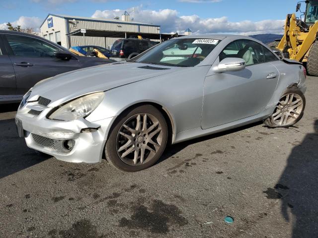 WDBWK54F69F206755 - 2009 MERCEDES-BENZ SLK 300 SILVER photo 1