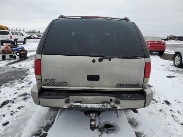 1GNDT13W1Y2253396 - 2000 CHEVROLET BLAZER GRAY photo 6