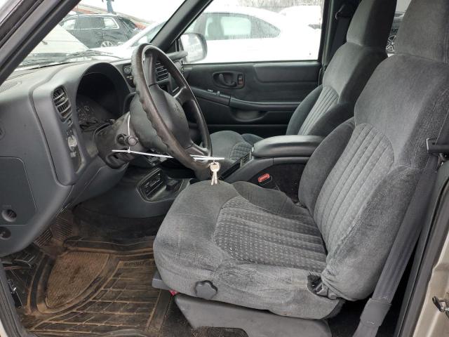 1GNDT13W1Y2253396 - 2000 CHEVROLET BLAZER GRAY photo 7