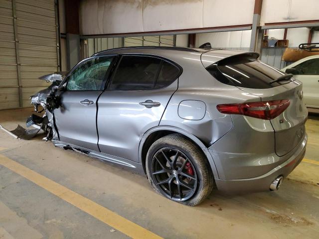 ZASPAKBN0M7D15160 - 2021 ALFA ROMEO STELVIO TI GRAY photo 2