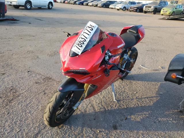 ZDM14BYW9FB025557 - 2015 DUCATI SUPERBIKE 1299 PANIGALE RED photo 2