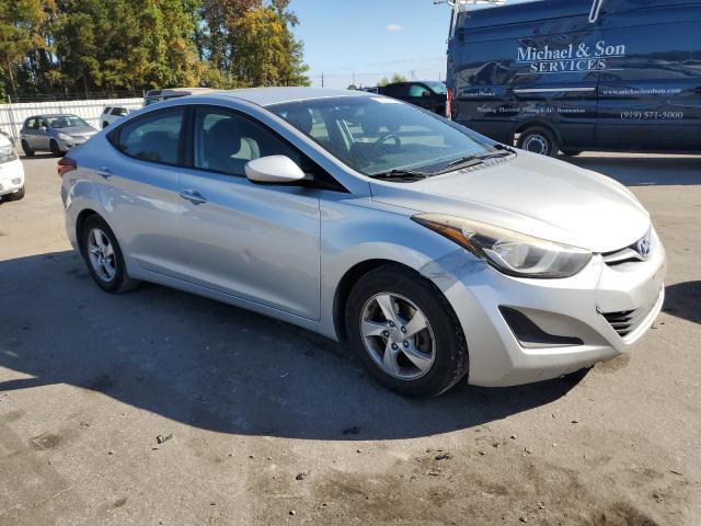 5NPDH4AE0EH498416 - 2014 HYUNDAI ELANTRA SE SILVER photo 4