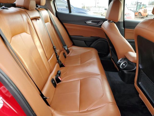 ZARFAEDN9H7552910 - 2017 ALFA ROMEO GIULIA Q4 红色 照片 10