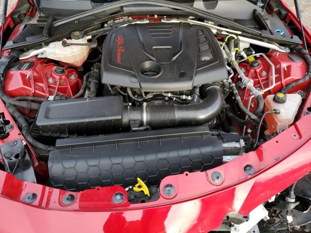 ZARFAEDN9H7552910 - 2017 ALFA ROMEO GIULIA Q4 红色 照片 11