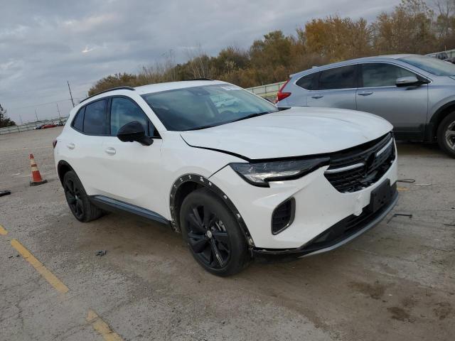 LRBFZPR46MD136399 - 2021 BUICK ENVISION ESSENCE თეთრი ფოტო 4