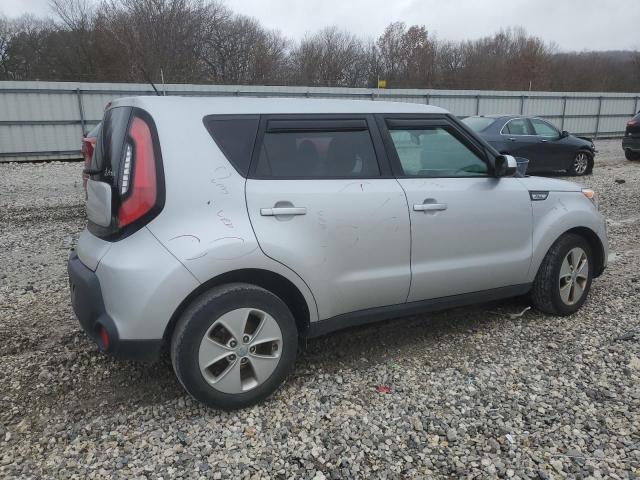 KNDJN2A28G7868976 - 2016 KIA SOUL SILVER photo 3