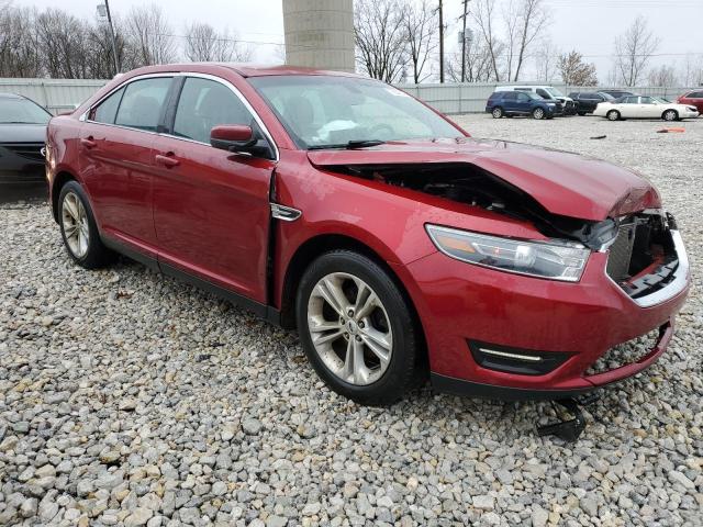 1FAHP2E87FG188403 - 2015 FORD TAURUS SEL RED photo 4