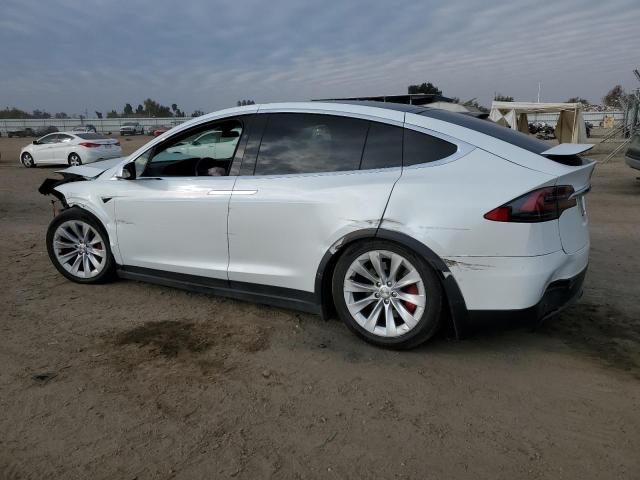 5YJXCBE49LF256480 - 2020 TESLA MODEL X WHITE photo 2