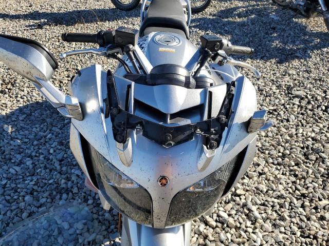 JYARP15E6AA007197 - 2010 YAMAHA FJR1300 A SILVER photo 9