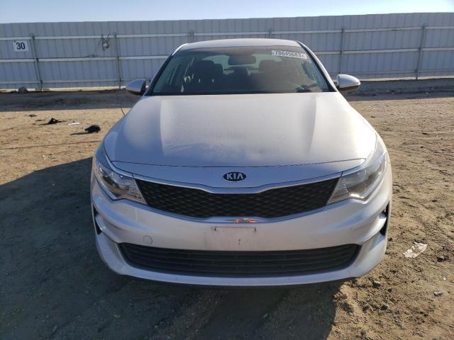 KNAGT4L33G5112370 - 2016 KIA OPTIMA LX SILVER photo 5