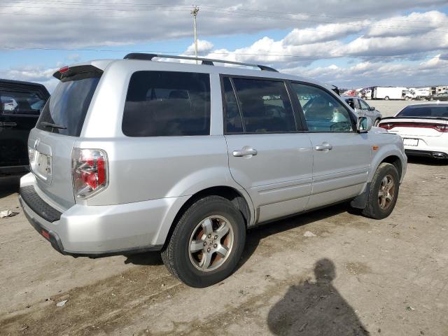 5FNYF28486B025226 - 2006 HONDA PILOT EX SILVER photo 3