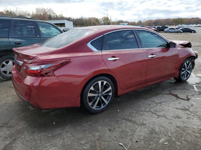 1N4AL3AP8HN314640 - 2017 NISSAN ALTIMA 2.5 RED photo 3