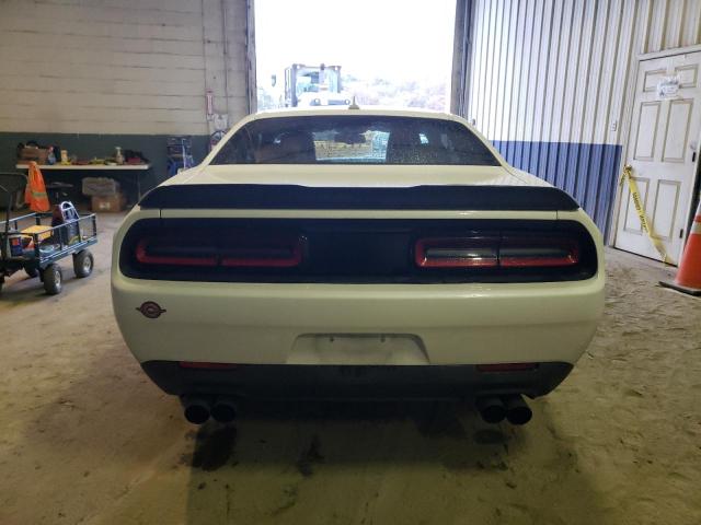 2C3CDZFJ5GH262516 - 2016 DODGE CHALLENGER R/T SCAT PACK WHITE photo 6