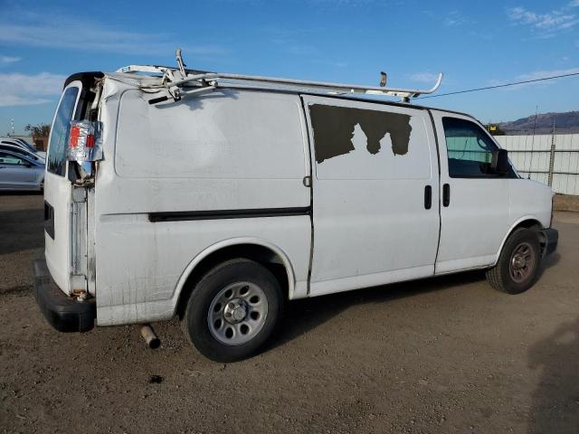 1GCUGADX9A1140392 - 2010 CHEVROLET EXPRESS G1 WHITE photo 3