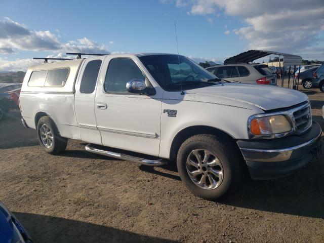 1FTRX17W0YKA46043 - 2000 FORD F-150 WHITE photo 4