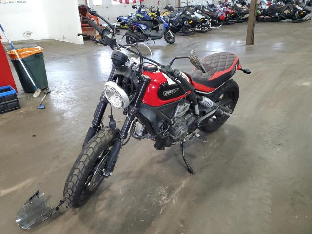 ML015ANM5GT008739 - 2016 DUCATI SCRAMBLER 800 RED photo 2